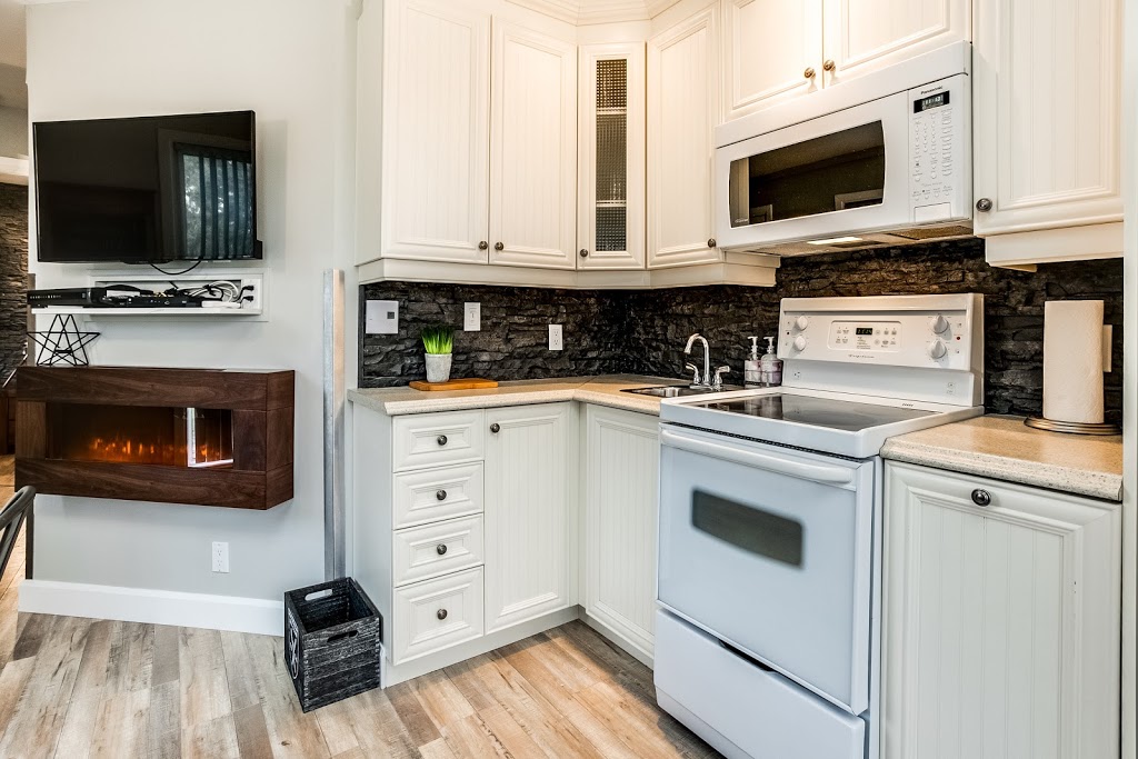 Le Villageois Condos Mont-Tremblant | 123-2173 Chemin au Pied de la Montagne, Mont-Tremblant, QC J8E 3M2, Canada | Phone: (514) 437-4000