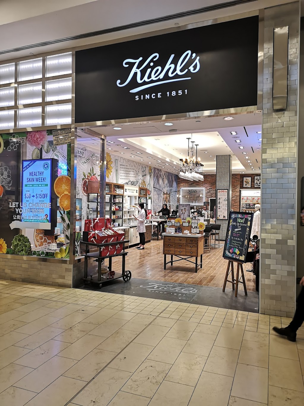 Kiehls Since 1851 | Yorkdale Shopping Centre, 3401 Dufferin St, North York, ON M6A 2T9, Canada | Phone: (416) 256-4494