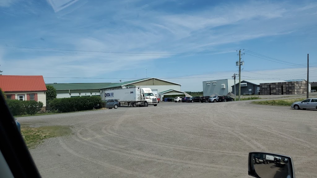 Mas & Fils Jardiniers Ltee | 2520 Rue Principale, Saint-Michel, QC J0L 2J0, Canada | Phone: (450) 454-3349