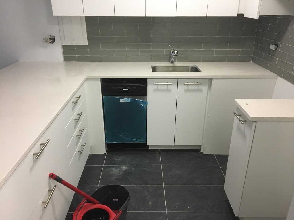 Construction Dlux inc | 10061 Avenue Lausanne, Montréal-Nord, QC H1H 5B1, Canada | Phone: (514) 625-6500