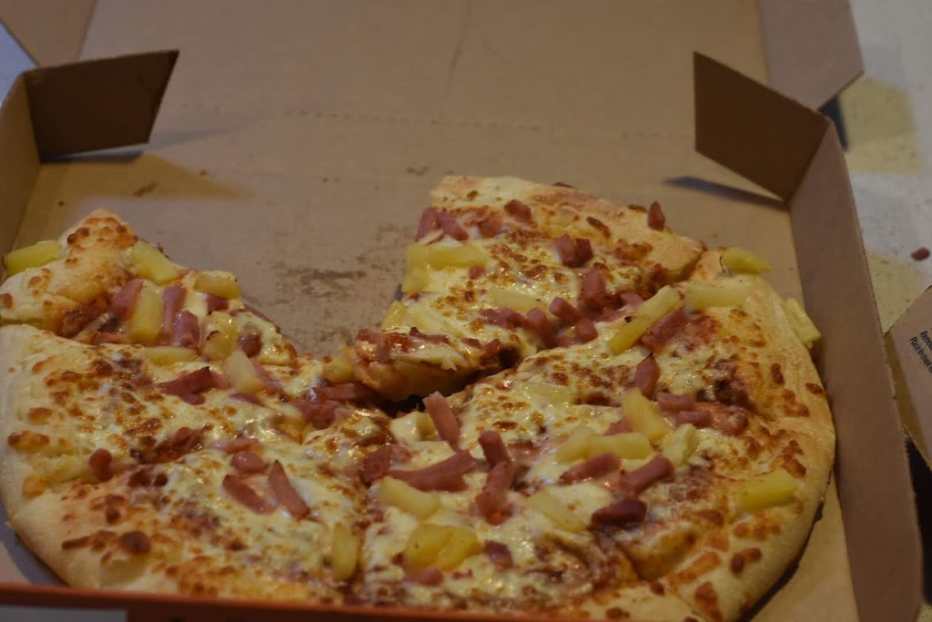 Little Caesars Pizza | 728 Northmount Dr NW, Calgary, AB T2K 3K2, Canada | Phone: (403) 284-5254