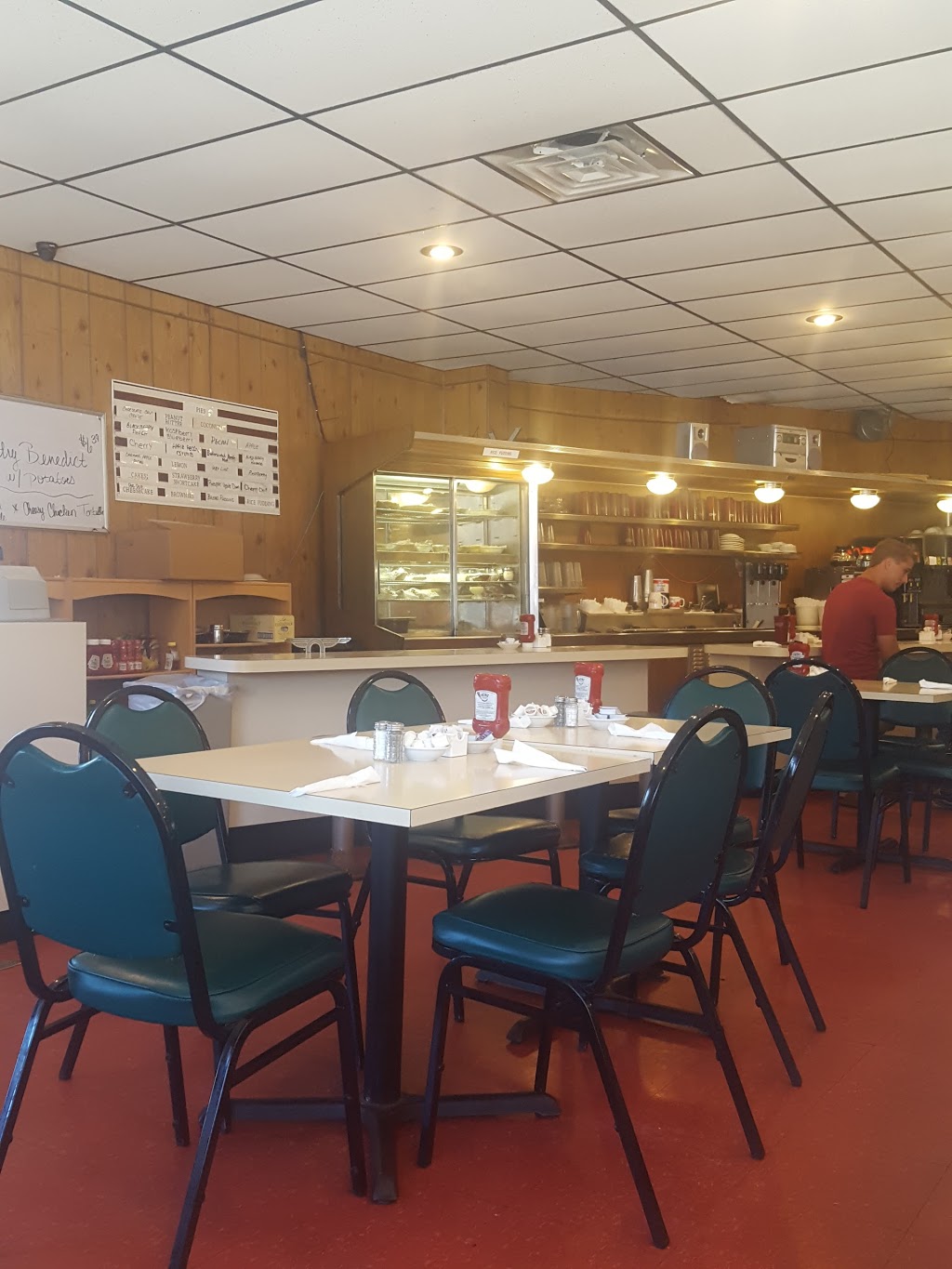 Tom Manis Restaurant | 1232 10th St, Port Huron, MI 48060, USA | Phone: (810) 982-9021