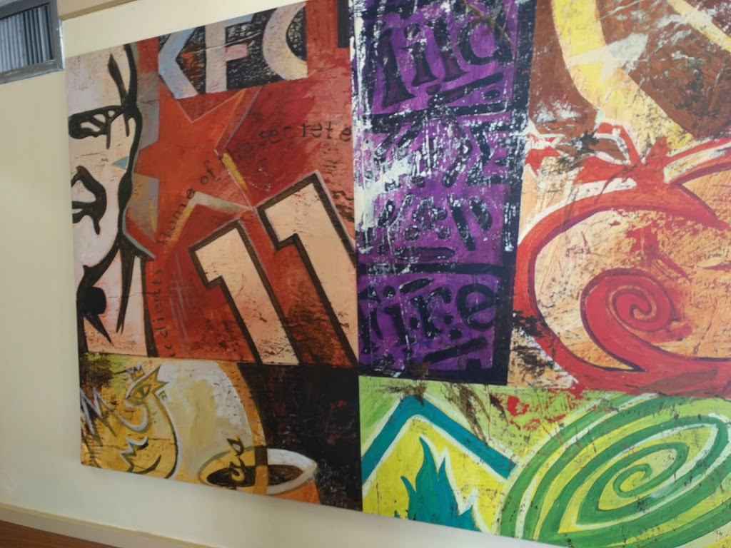 KFC | 63 Lindsay St S, Lindsay, ON K9V 2M1, Canada | Phone: (705) 324-4212