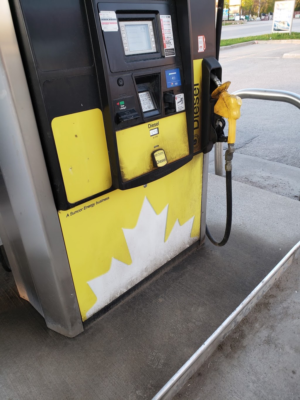 Petro-Canada | 281 Coldwater Rd W, Orillia, ON L3V 6M1, Canada | Phone: (705) 327-7203