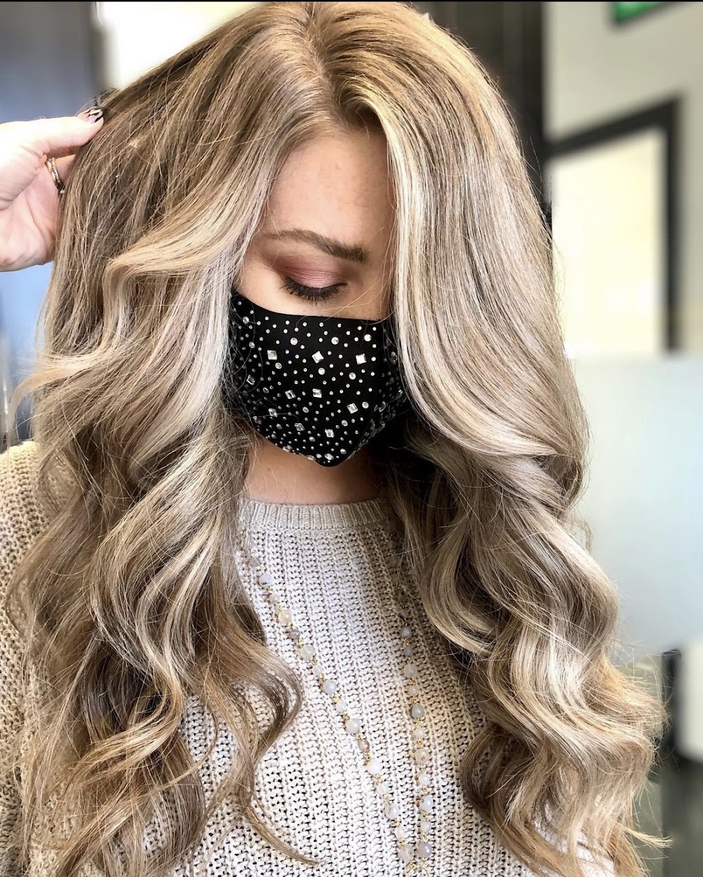 Majesty Salon | 3440 Fairway Plaza Rd S, Lethbridge, AB T1K 6Z3, Canada | Phone: (403) 894-9660