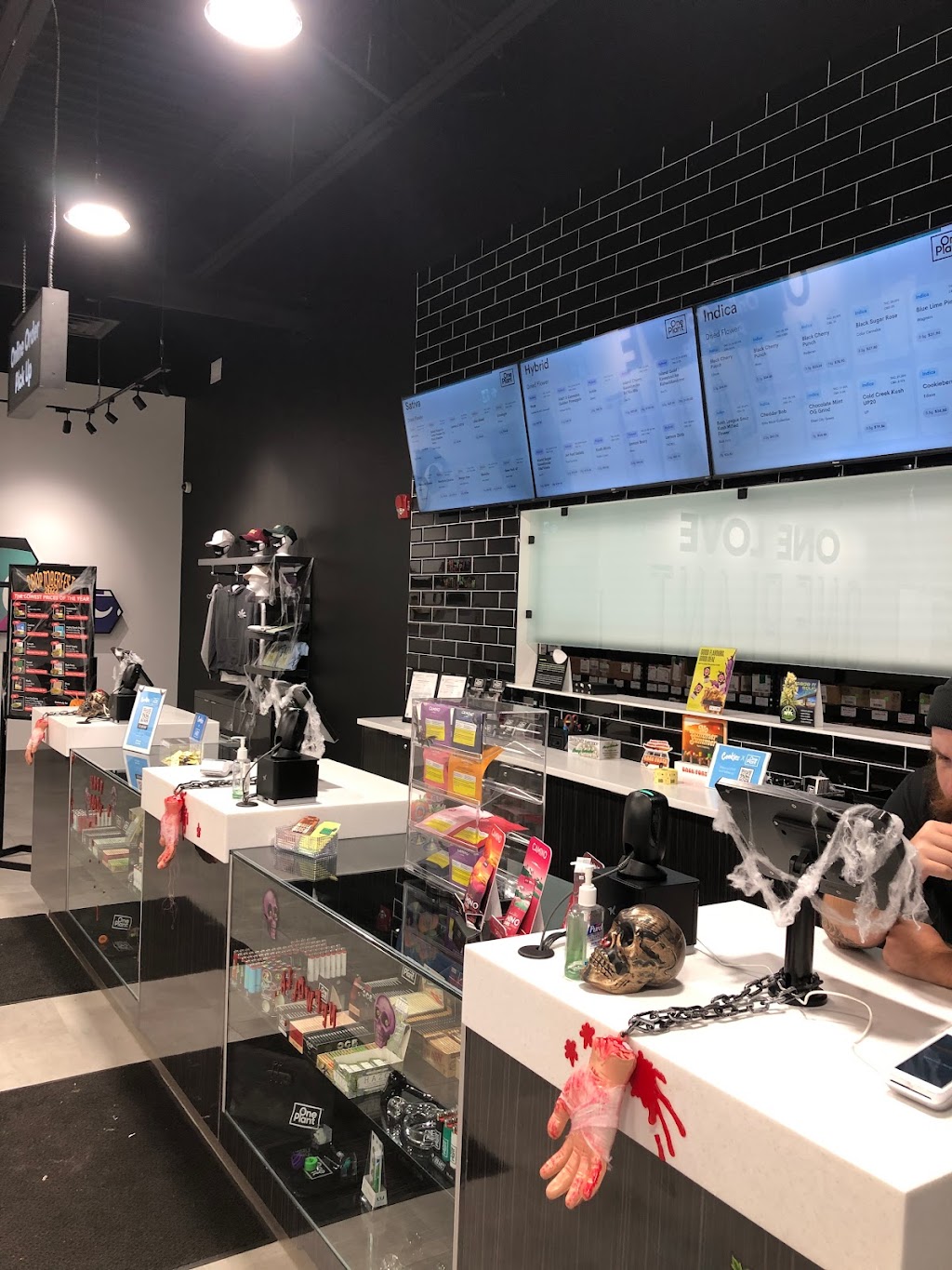 One Plant Cannabis Dispensary - Peterborough | 999 Lansdowne St W, Peterborough, ON K9J 8N2, Canada | Phone: (705) 743-1884
