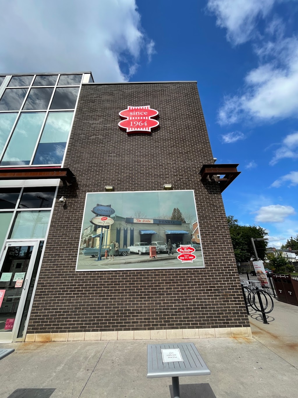 Tim Hortons | 65 Ottawa St N, Hamilton, ON L8J 3Y9, Canada | Phone: (905) 544-4515
