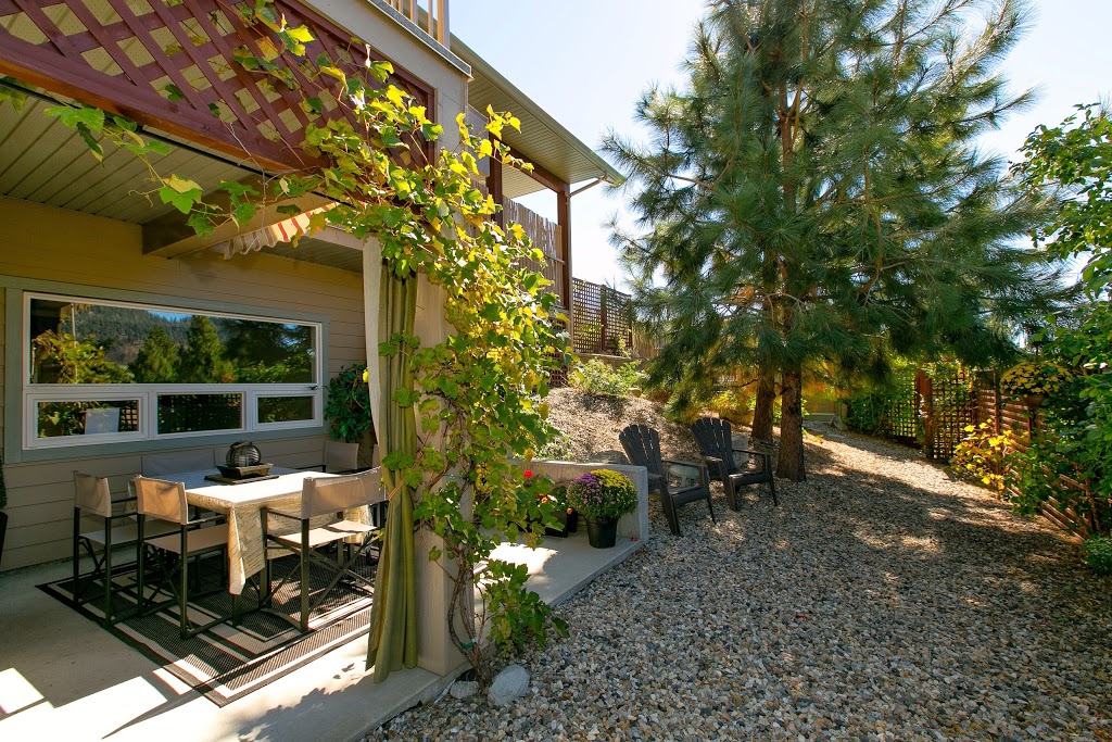 Poolside Retreat | 5120 Cousins Rd, Peachland, BC V0H 1X2, Canada | Phone: (778) 214-2647
