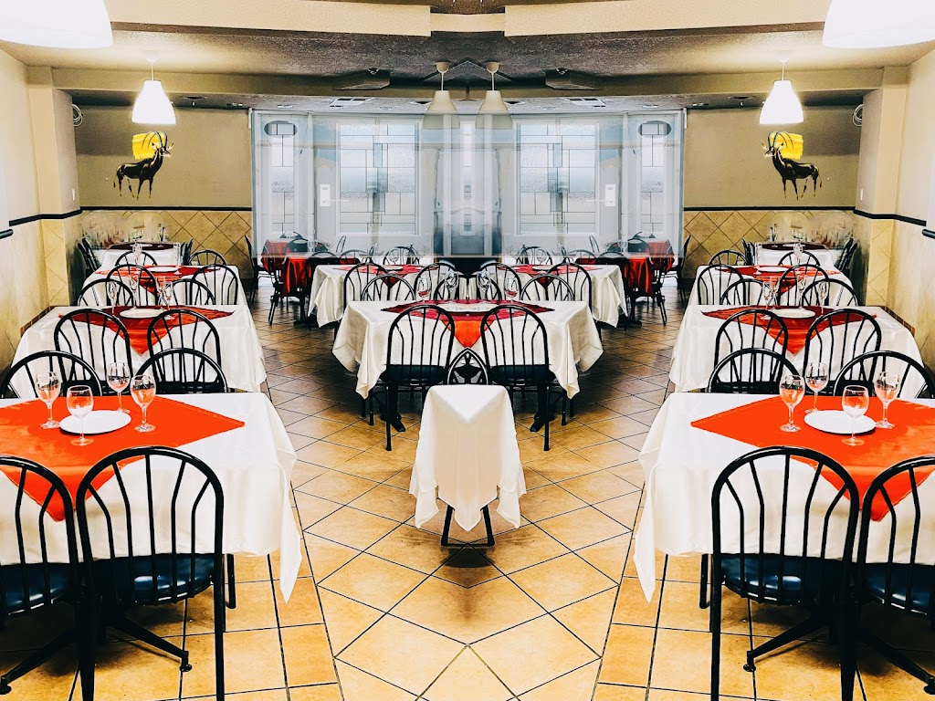 RESTAURANT ÁGUAS PROFUNDAS | 702 Weston Rd, York, ON M6N 3R2, Canada | Phone: (416) 471-3801