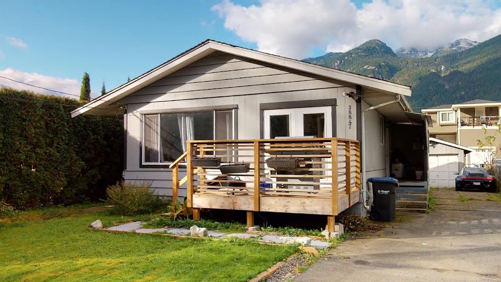 Patricia Kost Squamish real estate | 41050 Tantalus Rd Unit 2, Squamish, BC V8B 0M6, Canada | Phone: (604) 849-2800