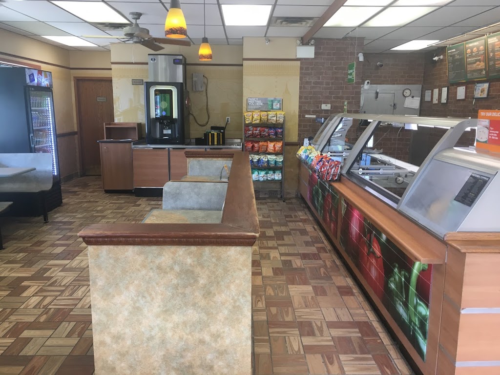 Subway | 305 3rd Ave Unit # 1, Invermere, BC V0A 1K7, Canada | Phone: (250) 342-5055