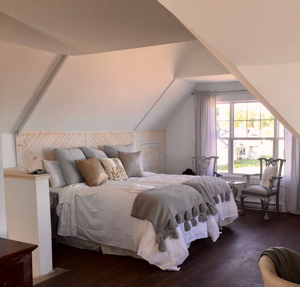 Seaholm Beach House | 26 Beach St, St. Martins, NB E5R 1C7, Canada | Phone: (506) 833-4441