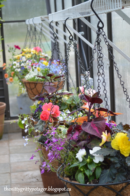 Olde Thyme Food Garden | 2330 Morland Rd, Nanaimo, BC V9X 1J1, Canada