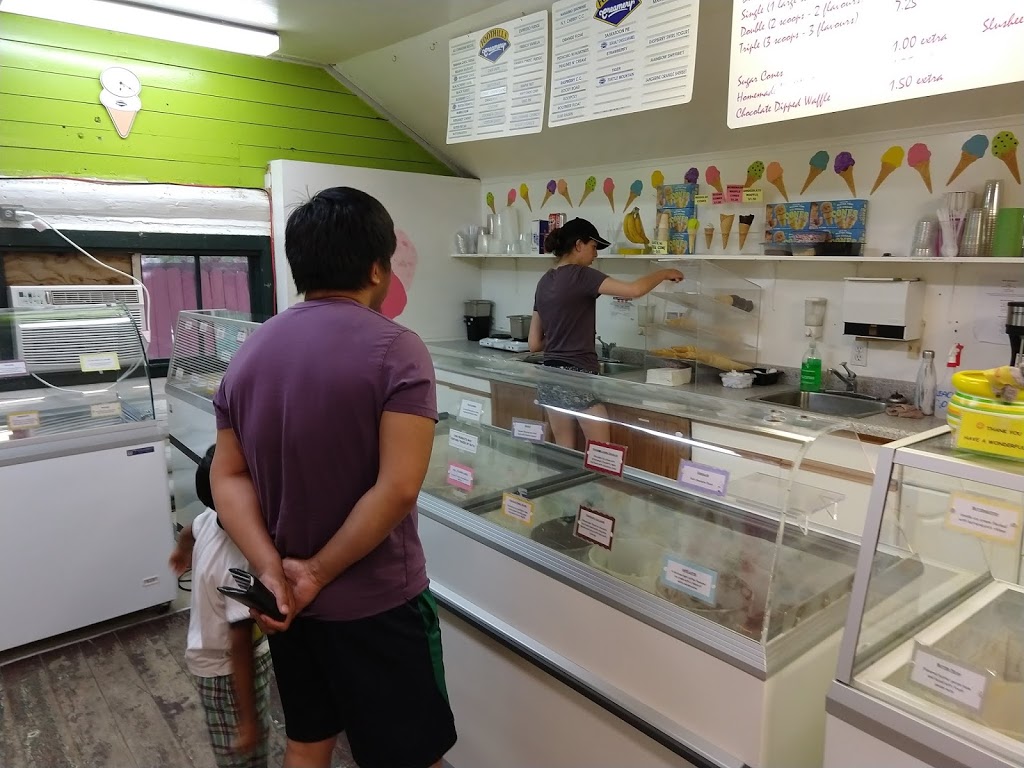 Scoops & Snacks | 44 White Ave, Bragg Creek, AB T0L 0K0, Canada | Phone: (403) 949-3494