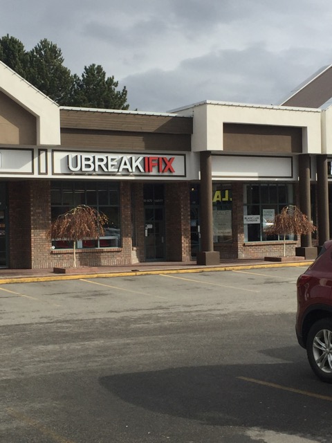 uBreakiFix | 10-1470 Harvey Ave, Kelowna, BC V1Y 9K8, Canada | Phone: (250) 762-0036