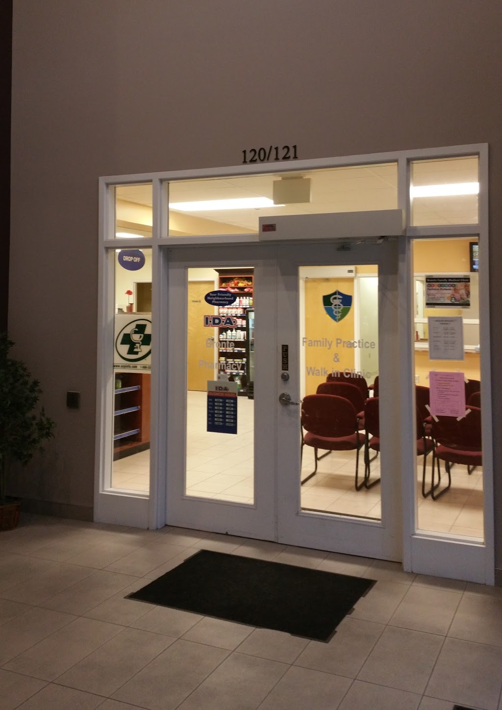 Bronte Family Medical Clinic | 330 Bronte St S #120, Milton, ON L9T 7X1, Canada | Phone: (905) 693-1314