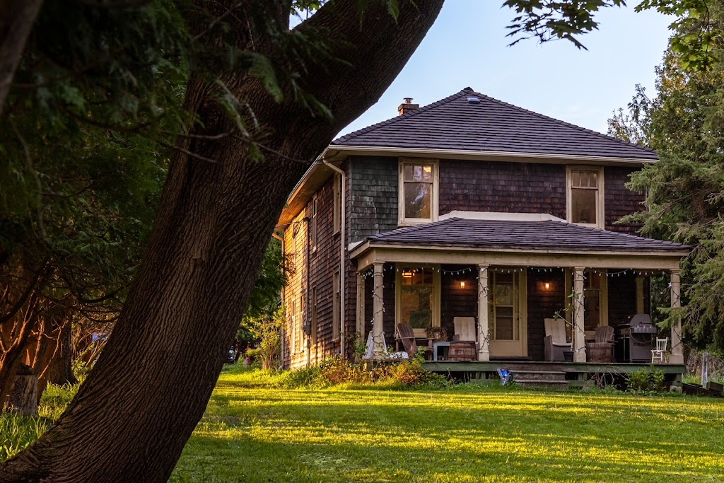 Rustic Silo Barn | 1176 2nd Line, Churchill, ON L0L 1K0, Canada | Phone: (905) 252-5718
