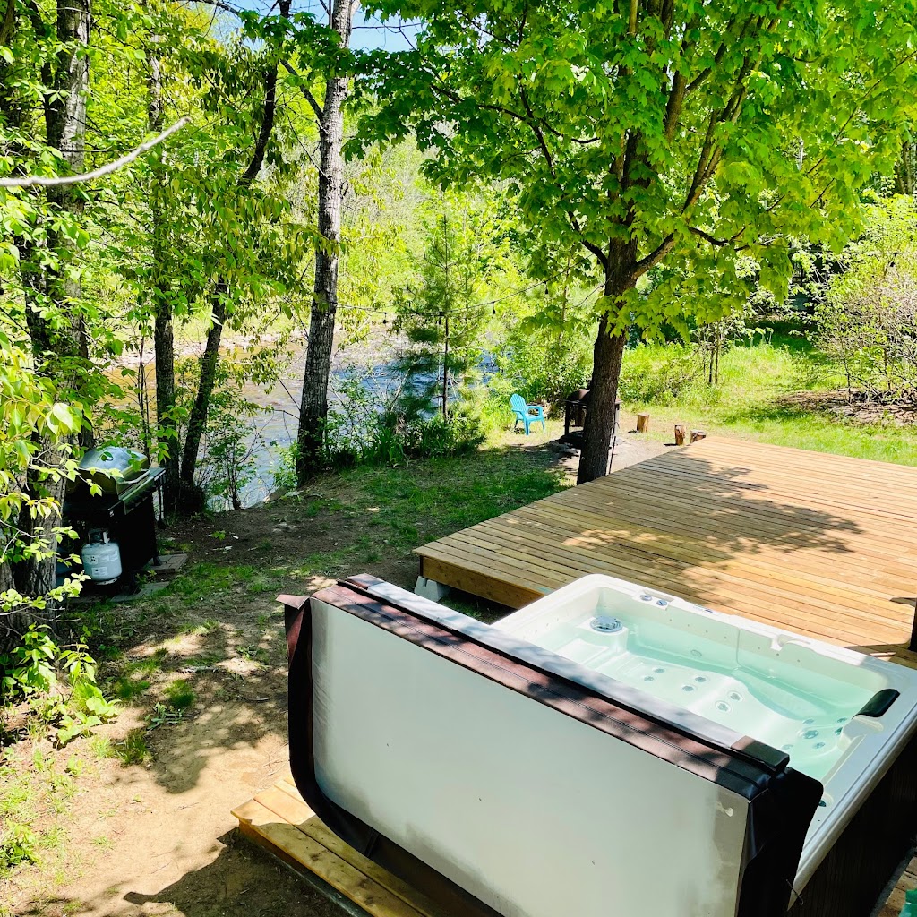 Chalet Ô Vive - Chalet à louer | 12 Chem. du Lac Hénault, Mandeville, QC J0K 1L0, Canada | Phone: (514) 349-8082