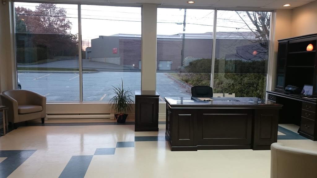 Nancy Bibeau denturologiste | 161 Rue Angus S #2, East Angus, QC J0B 1R0, Canada | Phone: (819) 571-9830