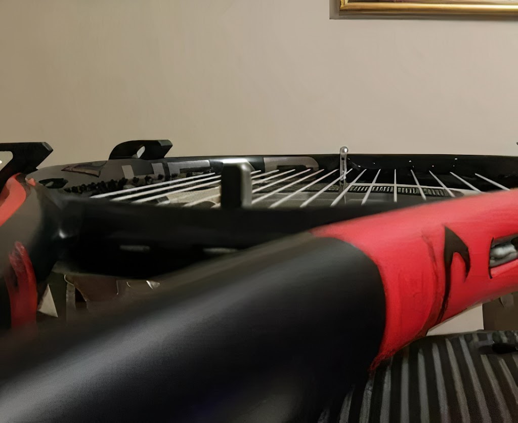 Topspin Tennis Stringing | 1142 Saturnia Crescent, Mississauga, ON L4Y 2M3, Canada | Phone: (416) 824-5864