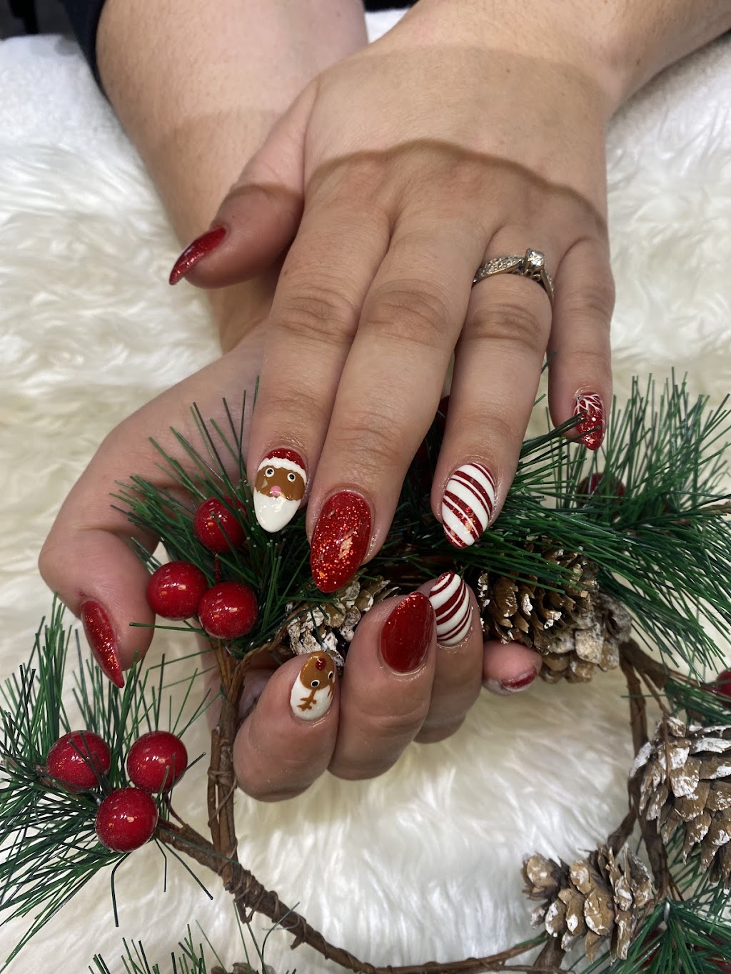 PerfectioNails | 5665 Teredo St, Sechelt, BC V0N 3A0, Canada | Phone: (778) 458-3026