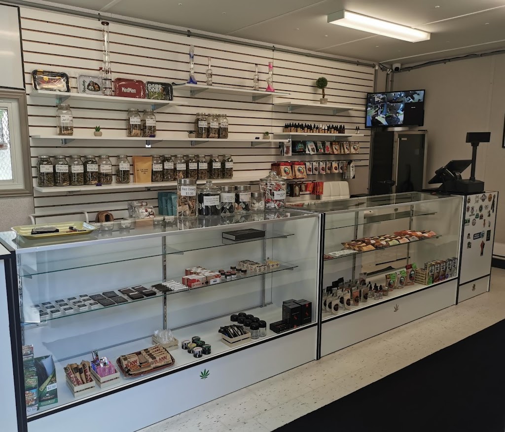 Comfort Tree Cannabis | 6525 ON-21, Southampton, ON N0H 2L0, Canada | Phone: (226) 568-2711