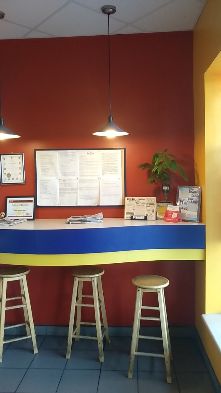 Wok Wagon Express | 450 Columbia St W, Waterloo, ON N2T 2W1, Canada | Phone: (519) 888-9818