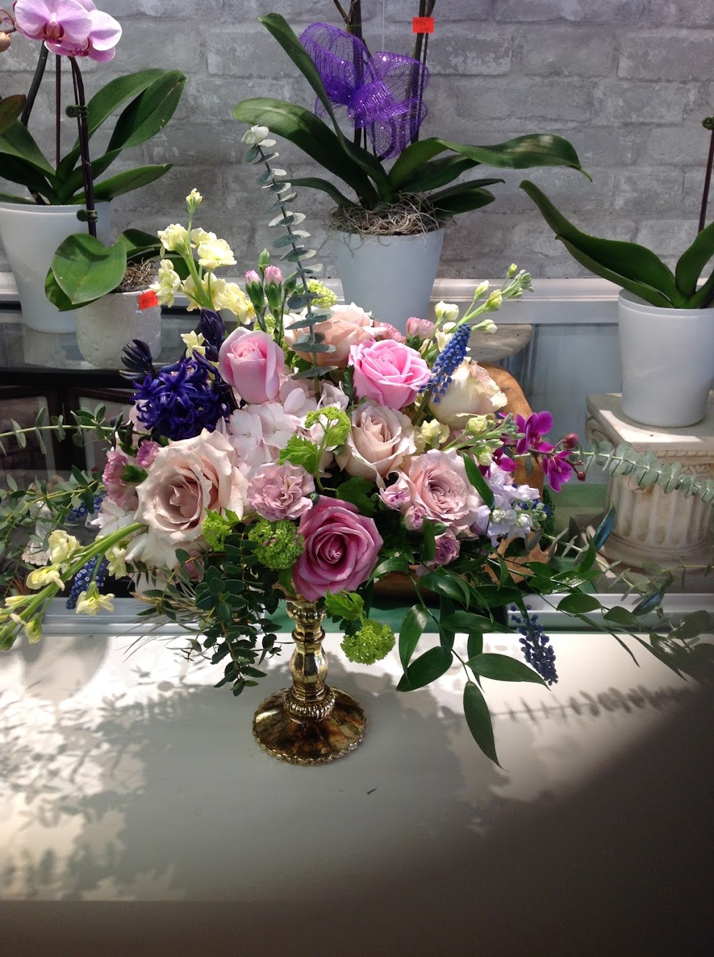 Richmond Flowers | 38 Levendale Rd, Richmond Hill, ON L4C 4H2, Canada | Phone: (905) 737-7967