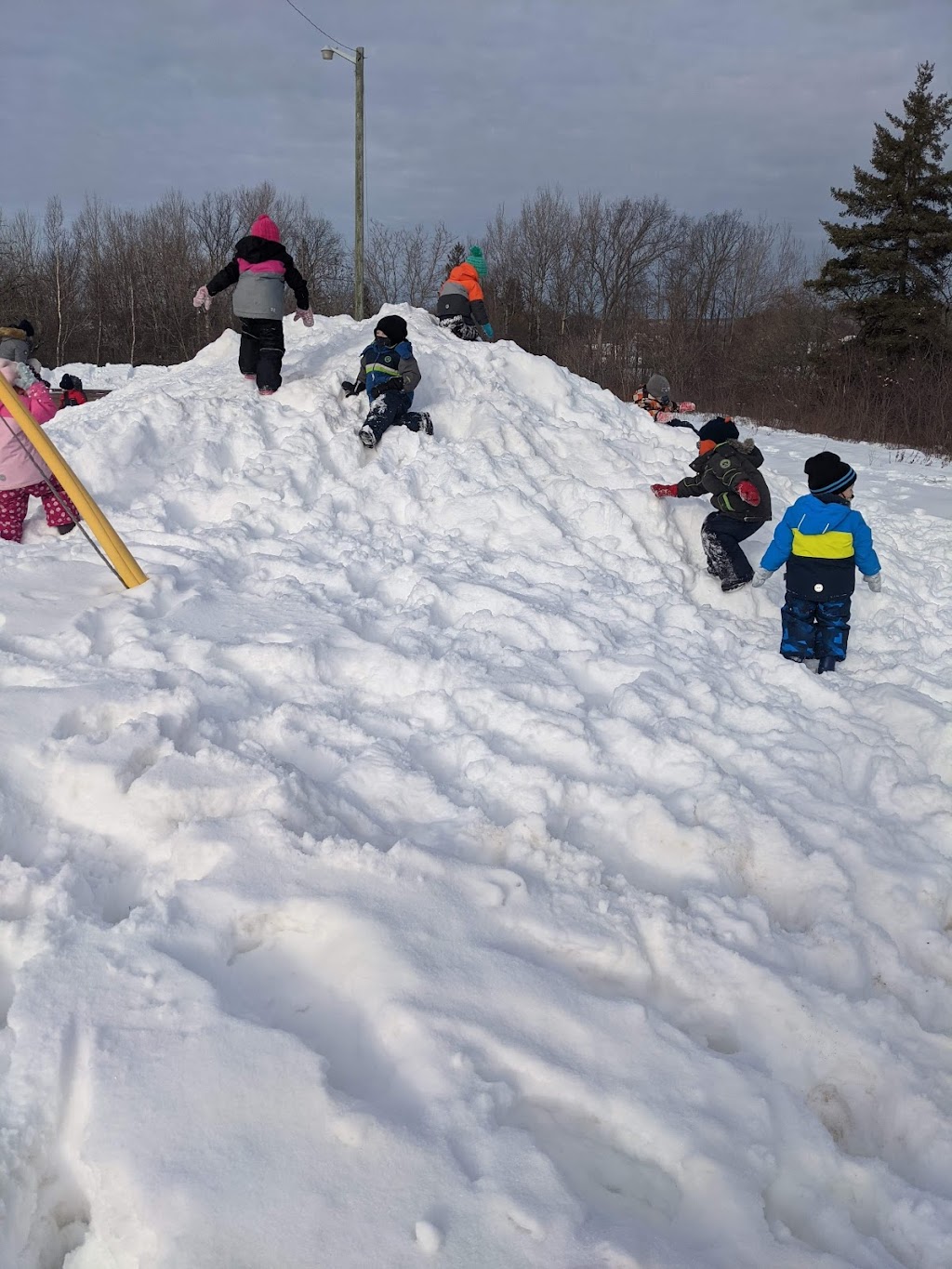 Little Steps Childcare | 85 Renfrew St, Petitcodiac, NB E4Z 4S6, Canada | Phone: (506) 756-3660