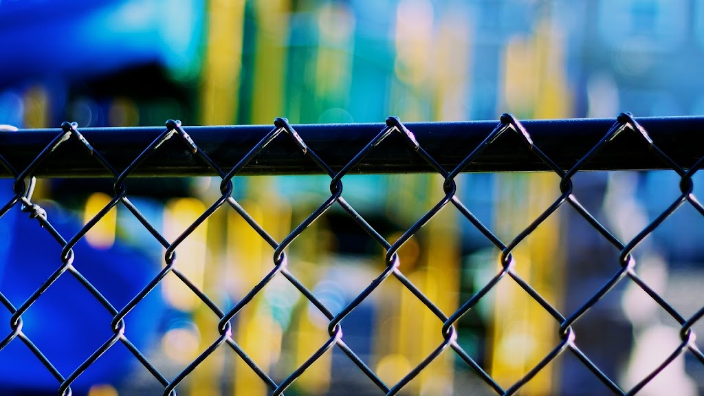 HS Fence Solutions Inc. | 1127 Industrial Rd, Ayr, ON N0B 1E0, Canada | Phone: (226) 240-7147