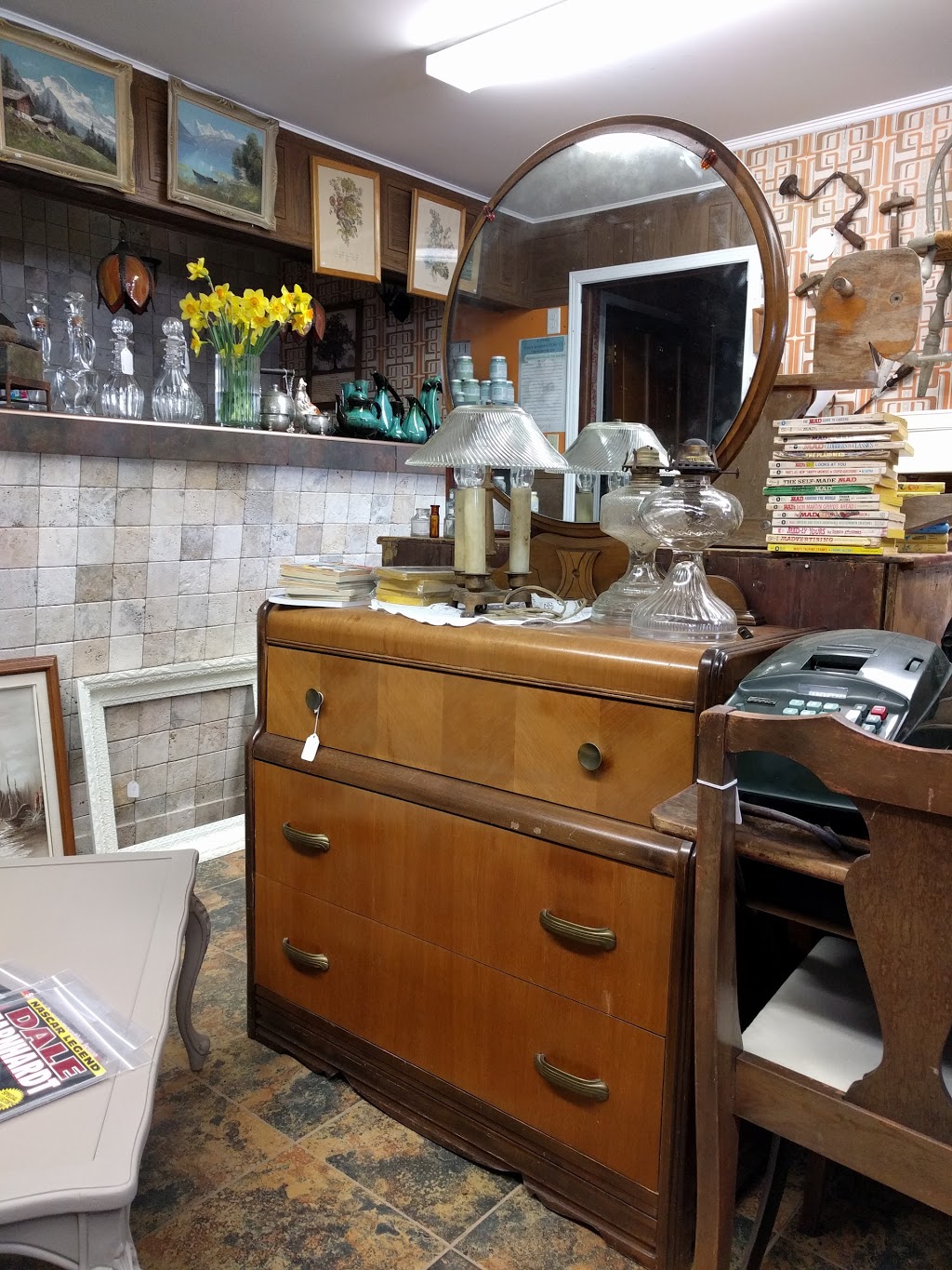 Regained Relics Antiques and Collectibles | 2800 Nova Scotia Trunk 2, Shubenacadie, NS B0N 2H0, Canada | Phone: (902) 236-2260