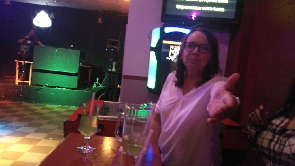 Bar La Detente II | 4565 Boulevard Saint-Joseph, Saint-Nicéphore, QC J2A 1B4, Canada | Phone: (819) 474-2308
