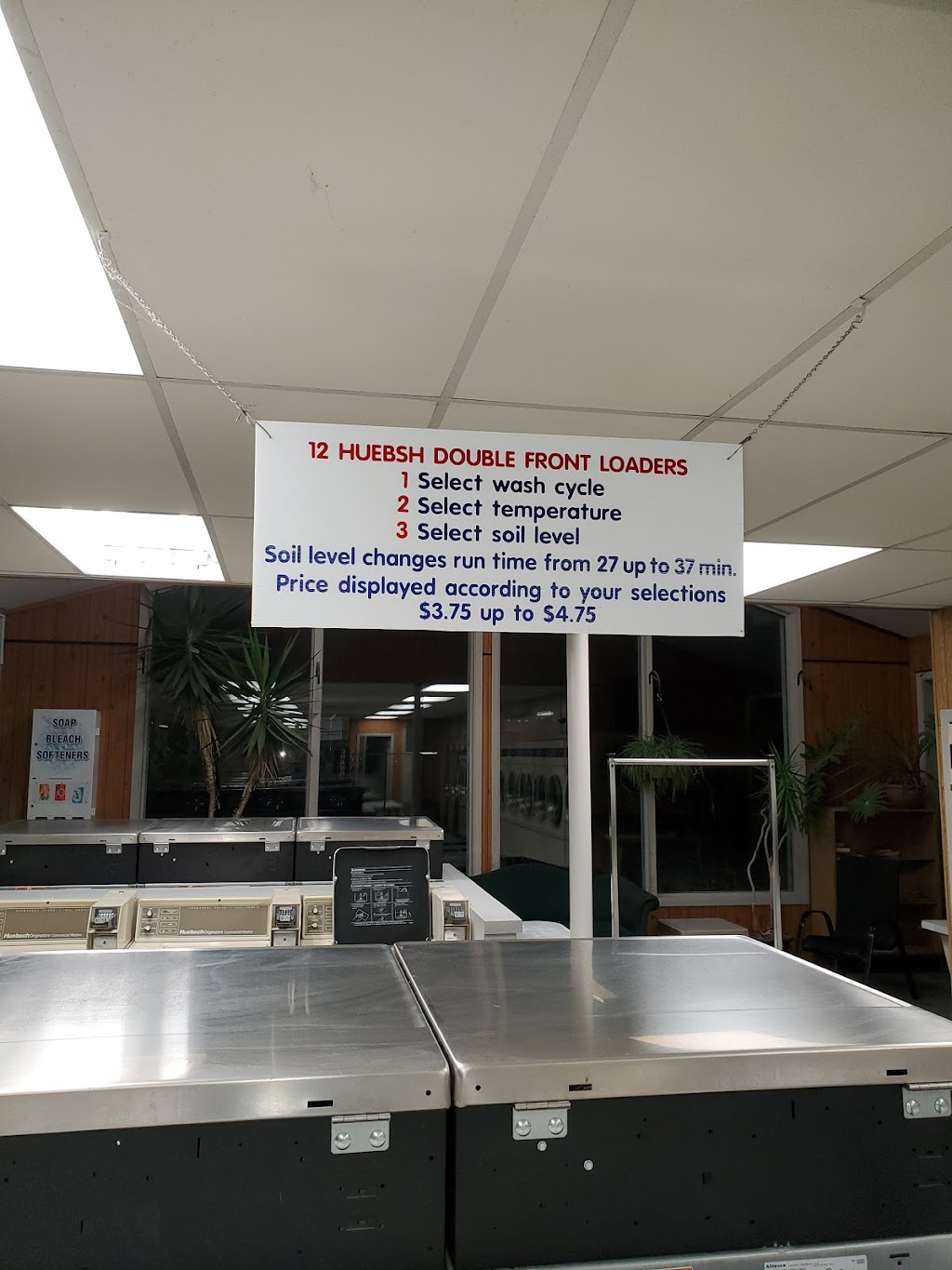 Sunshine Laundromat | 575 Market St, Port Elgin, ON N0H 2C0, Canada | Phone: (519) 386-6763