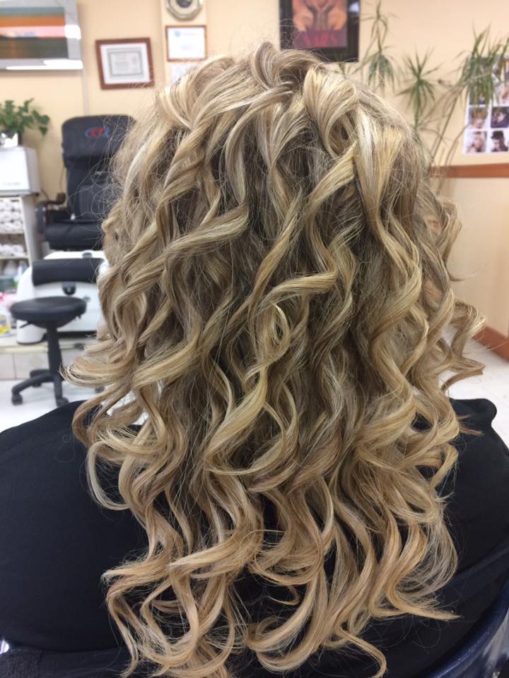 Charms Salon and Spa | 1372 Weber St E, Kitchener, ON N2A 1C4, Canada | Phone: (519) 893-7477