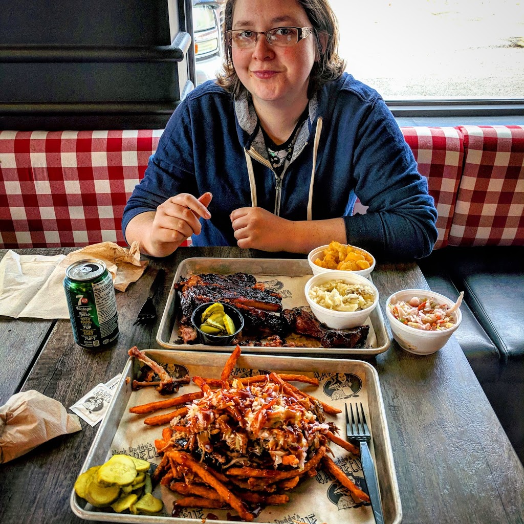 Hank Daddys Barbecue | 7777 Keele St #11, Concord, ON L4K 1Y7, Canada | Phone: (905) 417-4545