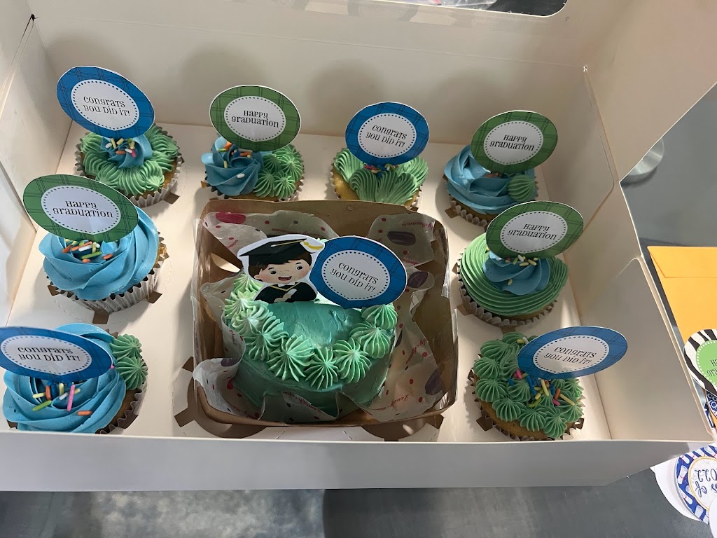 OH MY GOODIES | 2 Bernick Dr #33, Barrie, ON L4M 5K4, Canada | Phone: (647) 719-2725