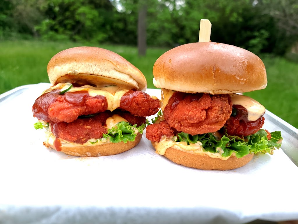 6ixside Burger | 1450 Kingston Rd #18, Pickering, ON L1V 1C1, Canada | Phone: (905) 831-3333