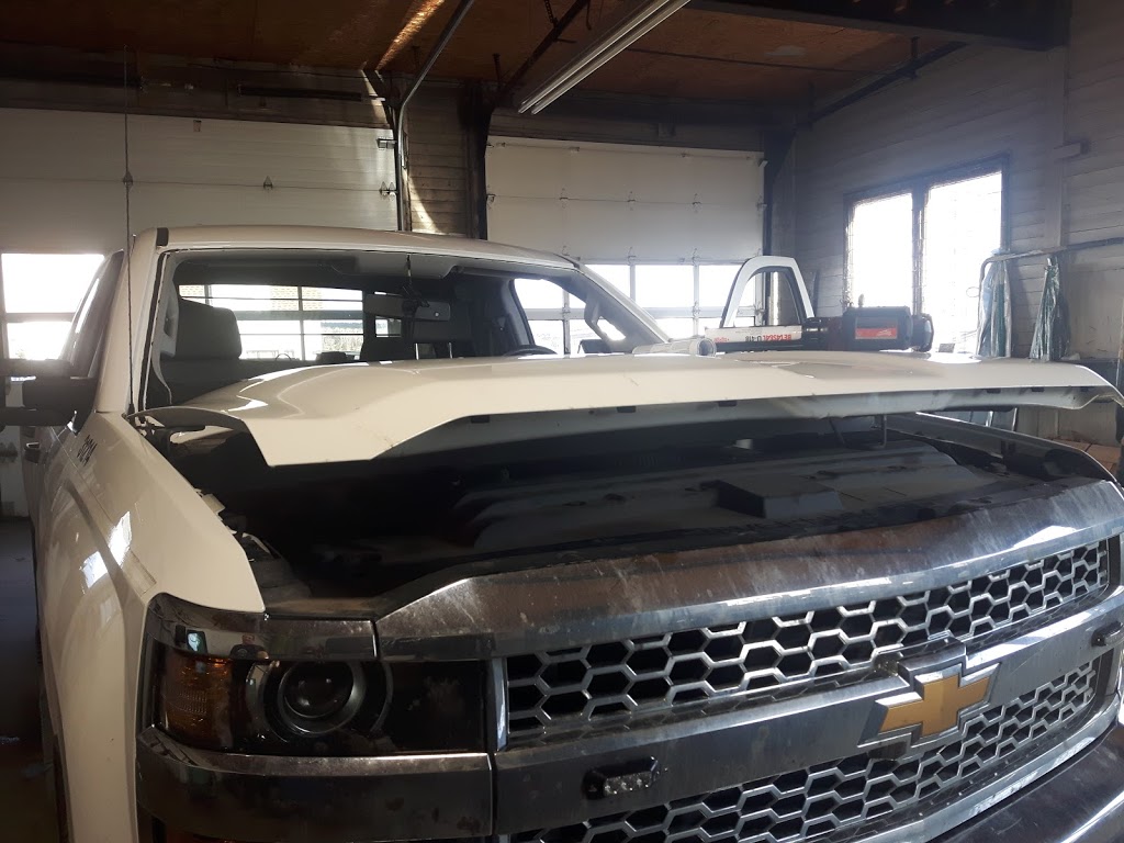 R W Kelly & Sons Ltd | 4336 Water St, Miramichi, NB E1N 4L5, Canada | Phone: (506) 773-3382