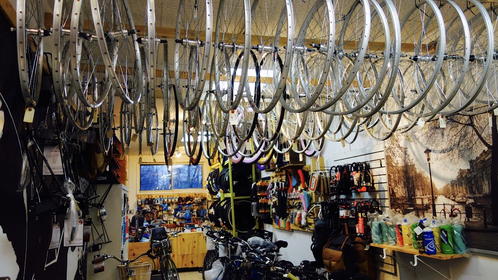 Vélo Oliver | 1144 Rue Bélanger, Montréal, QC H2S 1H4, Canada | Phone: (514) 439-8356