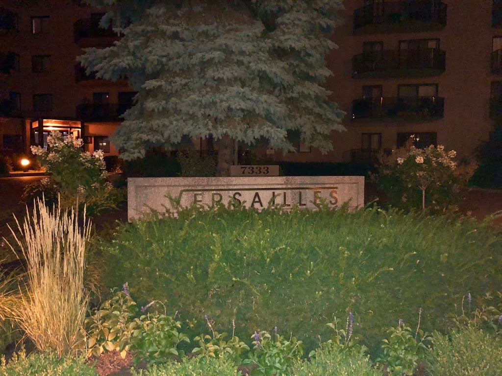 Condo Versailles | 7333 Rue Pierre Corneille, Montréal, QC H1M 3N9, Canada | Phone: (514) 296-8428