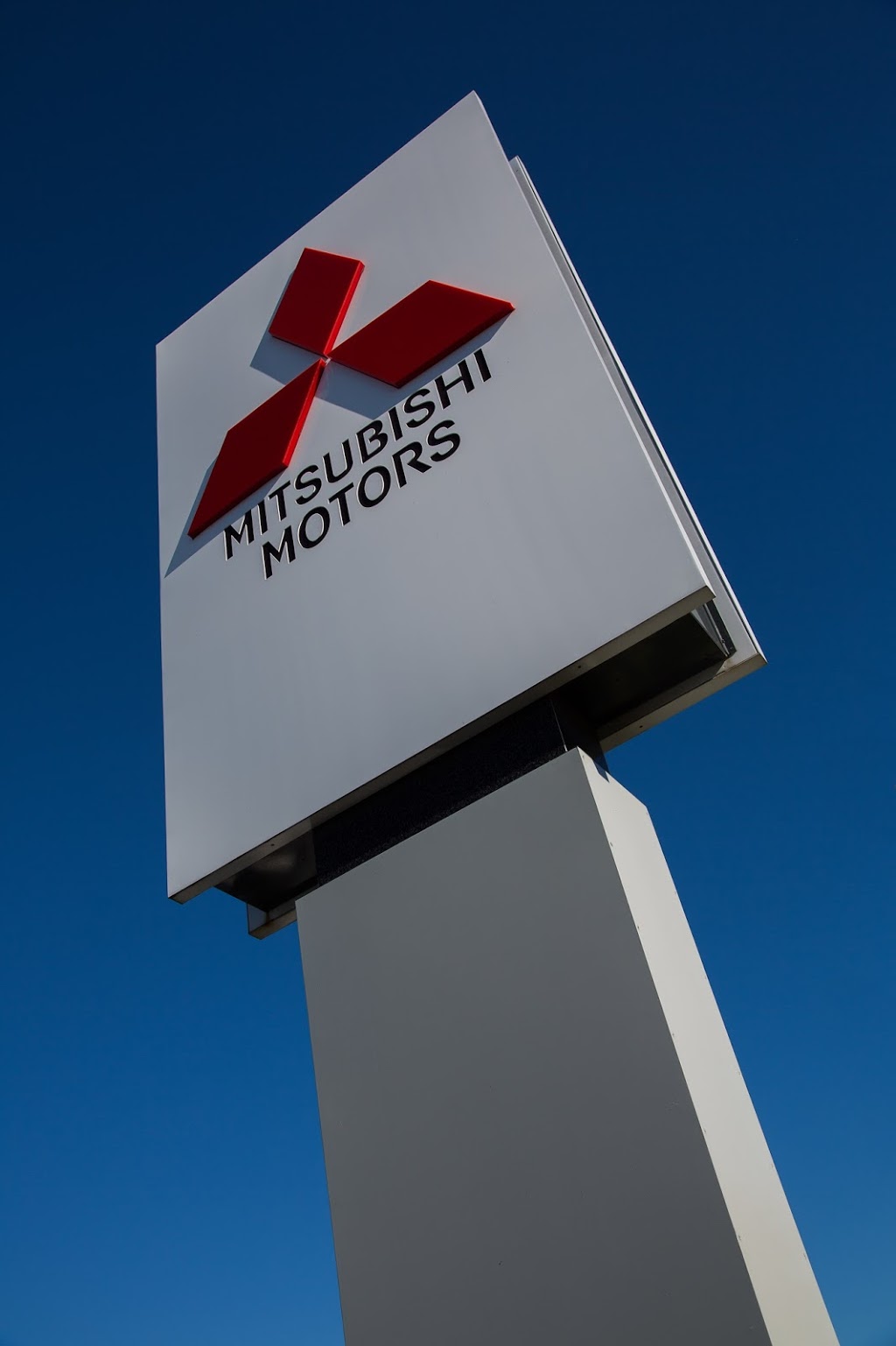 Mitsubishi Drummondville | 1505 Boulevard René-Lévesque, Drummondville, QC J2C 7V4, Canada | Phone: (819) 253-0429