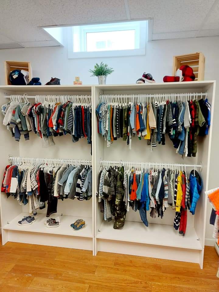 Minis & Mlle | 730 Rue Shefford, Bromont, QC J2L 1C1, Canada | Phone: (450) 534-0007