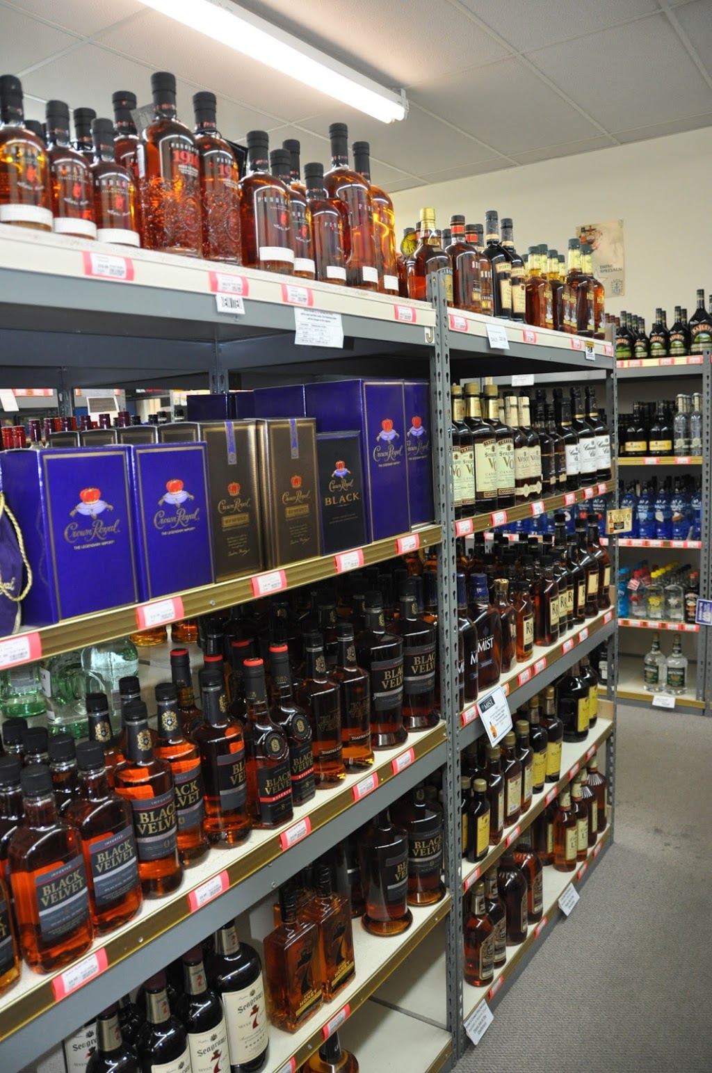Sumas Liquor and Wine | 444 Cherry St, Sumas, WA 98295, USA | Phone: (360) 988-6482