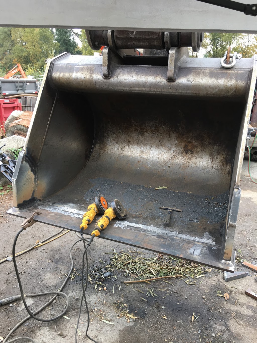 Steelfire Welding | 674 Roslyn Blvd, North Vancouver, BC V7G 1P3, Canada | Phone: (236) 668-9480