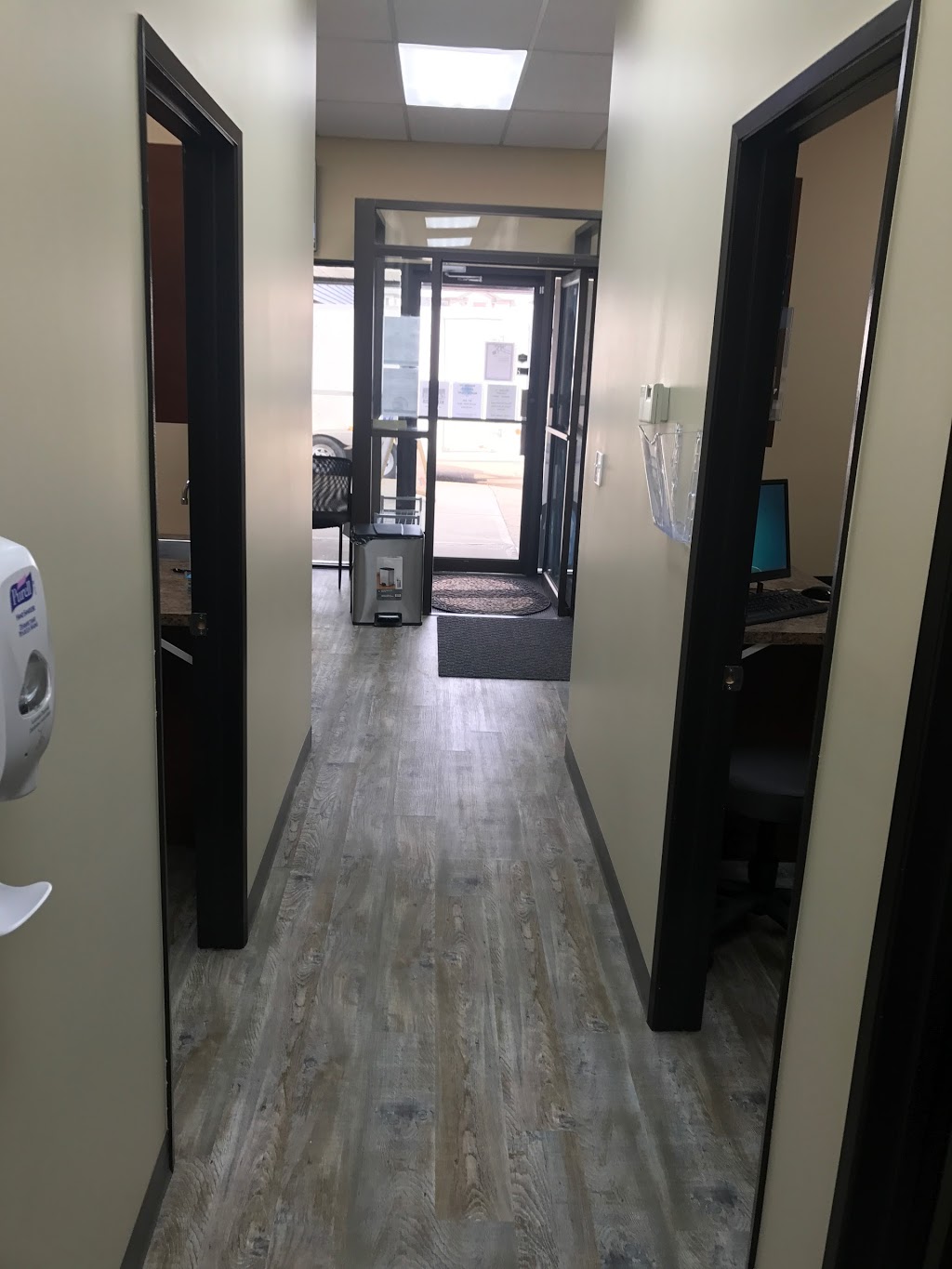 Lakeview Medical Clinic, Edmonton | 16 9104 179 Ave NW, Edmonton, AB T5Z 2K7, Canada | Phone: (587) 400-3709
