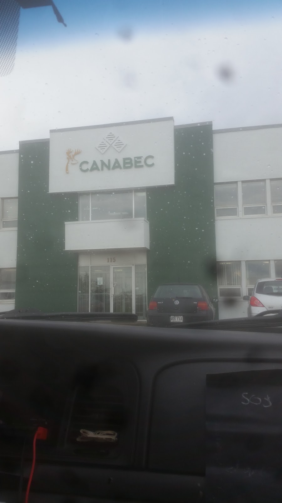 Canabec | 115 Rue des Grands Lacs, Saint-Augustin-de-Desmaures, QC G3A 2T9, Canada | Phone: (418) 843-0782