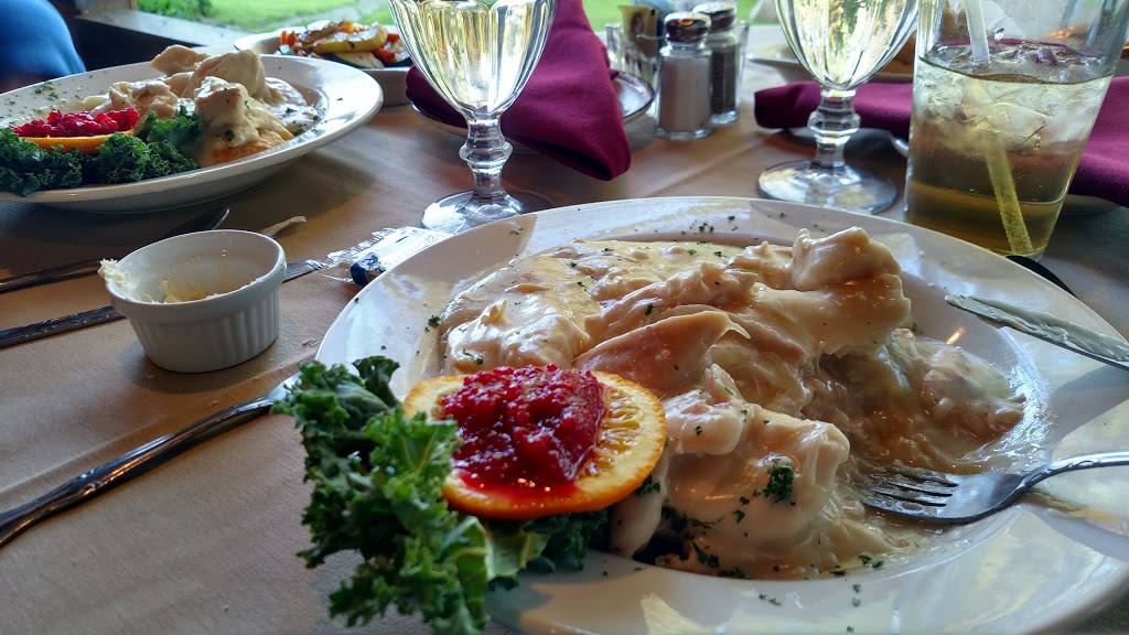 Old Orchard Inn | 2095 Blakeley Corners Rd, East Aurora, NY 14052, USA | Phone: (716) 652-4664