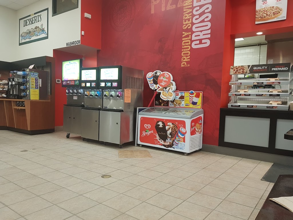 Pizza Hut | 1523 Railway St, Crossfield, AB T0M 0S0, Canada | Phone: (403) 946-0205