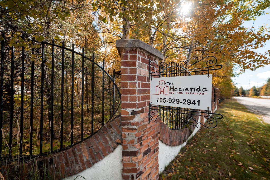 The Hacienda Bed & Breakfast | 3550 Notre Dame Ave, Hanmer, ON P3P 1X2, Canada | Phone: (705) 929-2941