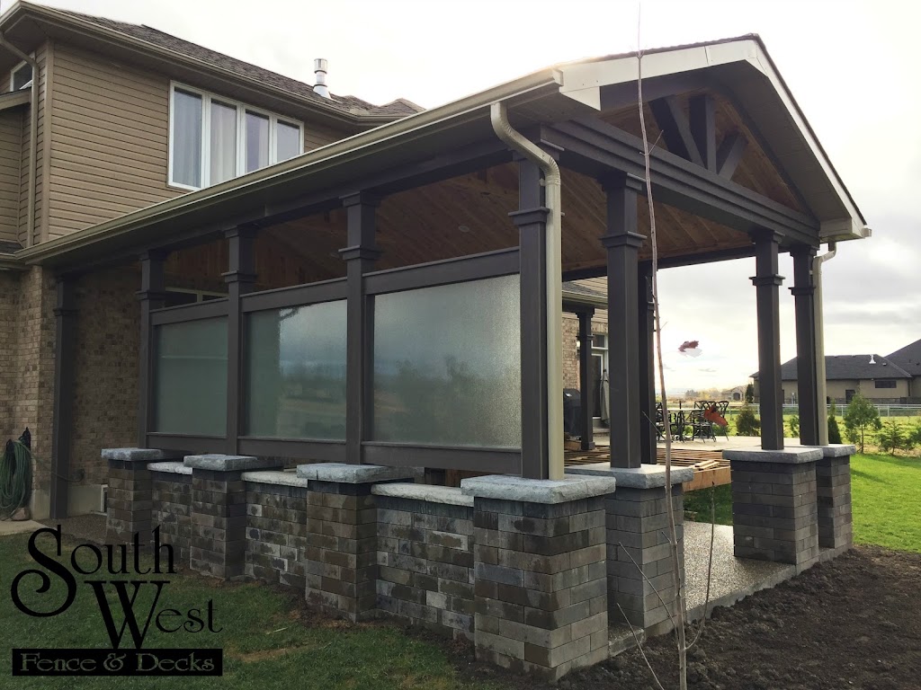 Southwest Fence & Decks | 1808 London Line, Sarnia, ON N7W 1A1, Canada | Phone: (519) 337-4222